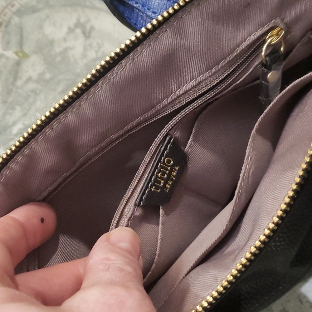 TUTILO NEW YORK BLACK  CROSSBODY BAG PURSE  NEW - Picture 9 of 11